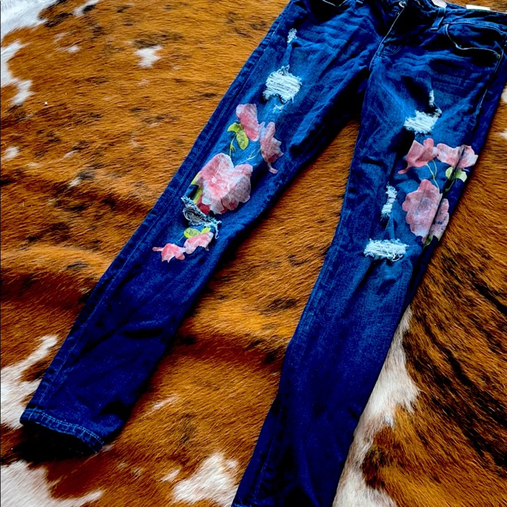Guess floral jeans 👖